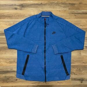 Nike tech fleece zip up